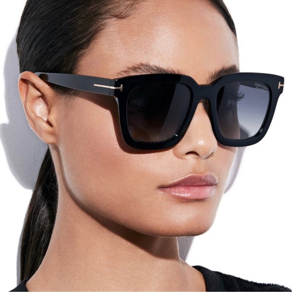 Tom Ford Sari TF690 Polarized Sunglasses MSRP $580 - Picture 1 of 9